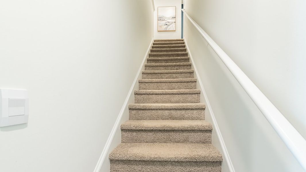 Spacious, unfurnished interior of a new home in Barrett Cove, Marietta (Image 20).