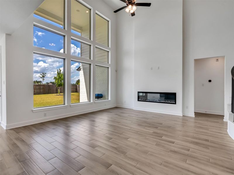 Spacious, unfurnished interior of a new home in ARTAVIA®, Conroe (Image 19). Spacious, unfurnished interior of a new home in ARTAVIA®, Conroe (Image 19).