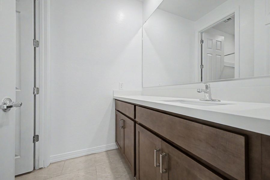 Close-up of interior finishes inside a home in Tierra Vistoso, Surprise (Image 5).