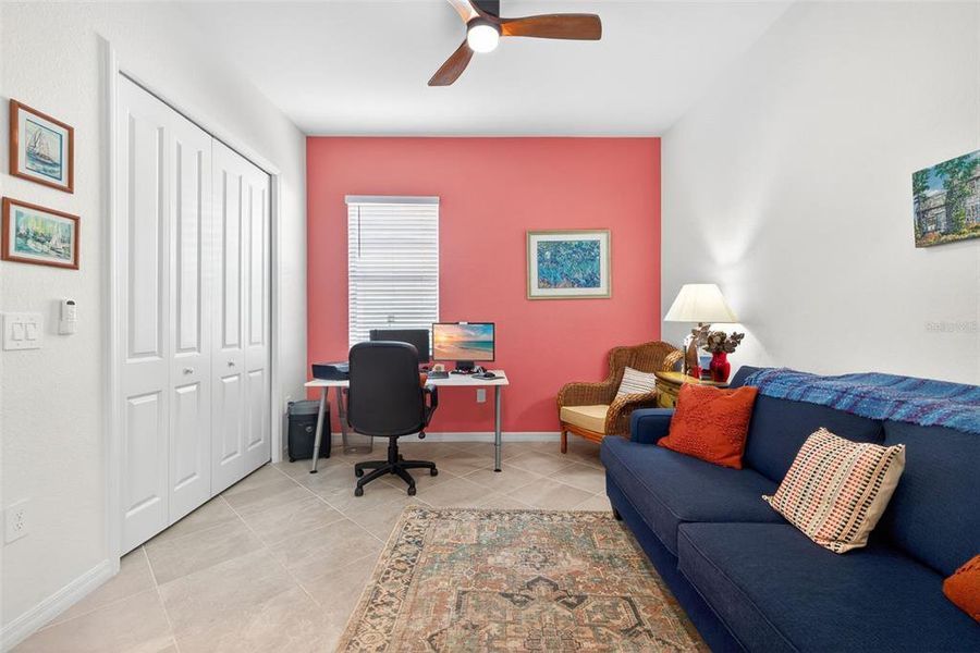 Furnished interior view inside a new home in , Venice (Image 34).