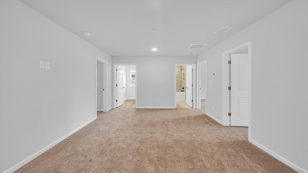 Spacious, unfurnished interior of a new home in Creekside at Andrews, Summerville (Image 32). Spacious, unfurnished interior of a new home in Creekside at Andrews, Summerville (Image 32).