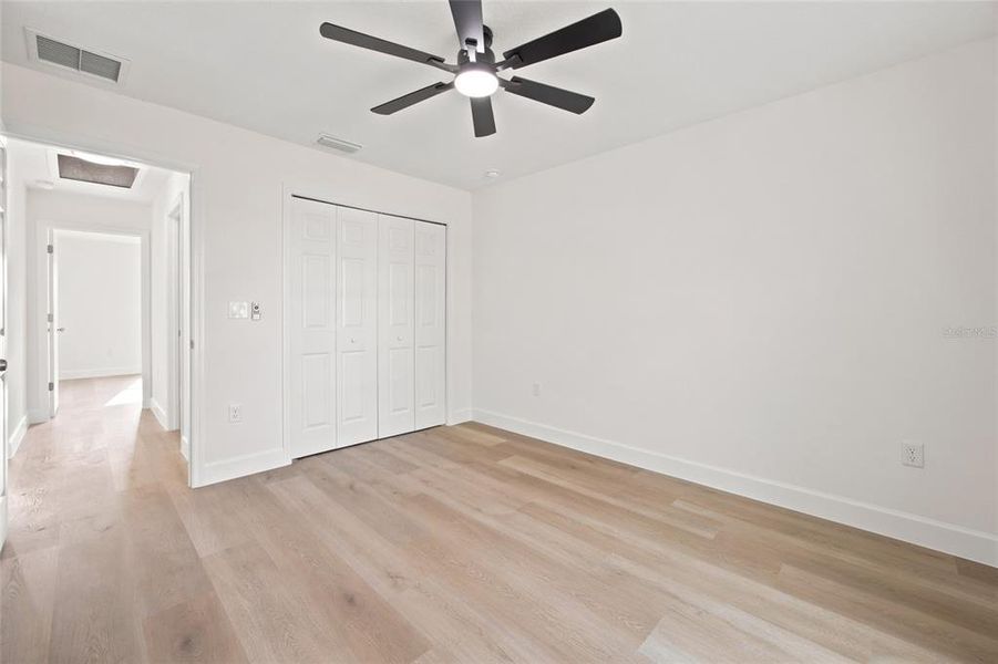 Spacious, unfurnished interior of a new home in , Ocala (Image 28).