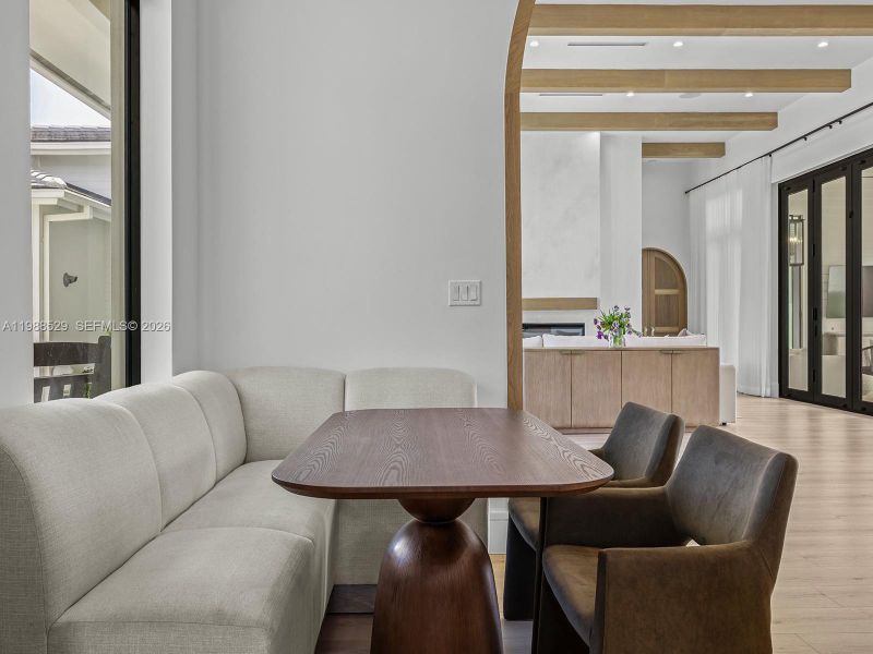 Community amenities in , Palmetto Bay (Image 36).