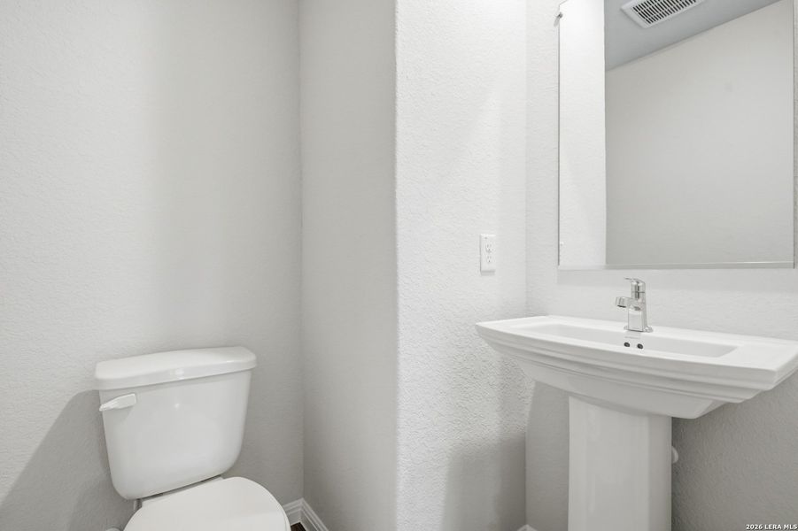Furnished interior view inside a new home in Cinco Lakes, San Antonio (Image 12).