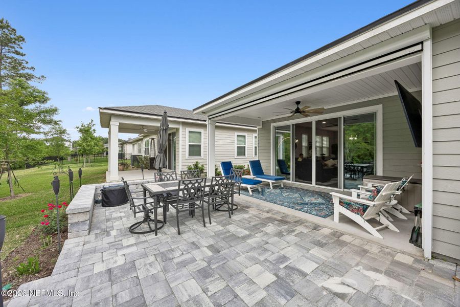 Exterior details and patio area of a home in Tributary, Yulee (Image 31).