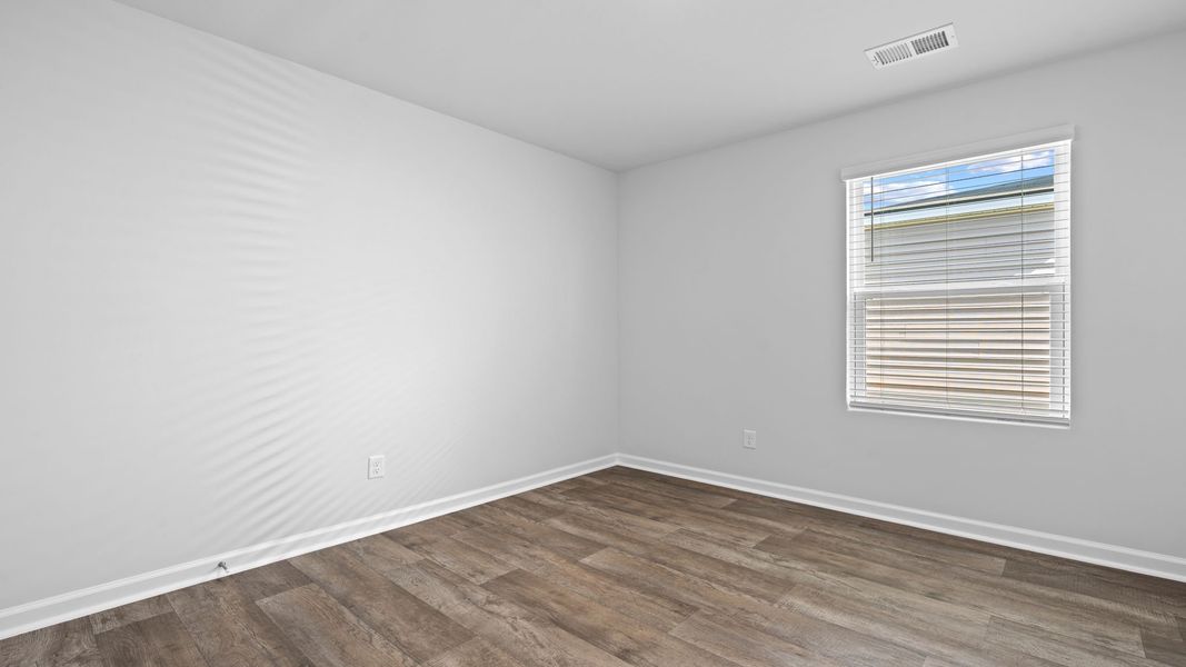 Spacious, unfurnished interior of a new home in Rice Hope, Port Wentworth (Image 21).