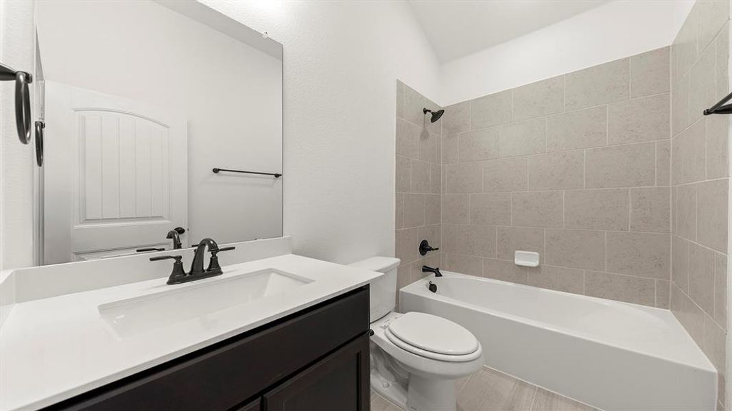 04. 753 Grand Dale - 2ND Bath 04. 753 Grand Dale - 2ND Bath