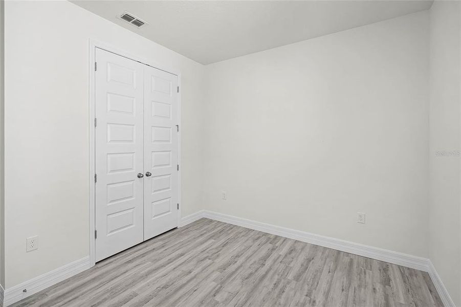 Spacious, unfurnished interior of a new home in , Lakeland (Image 27).