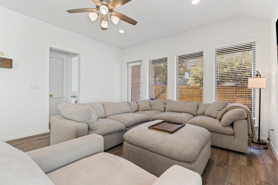 Furnished interior view inside a new home in Parkside On The River 45', Georgetown (Image 18).