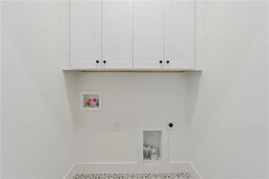Spacious, unfurnished interior of a new home in , Atlanta (Image 33).
