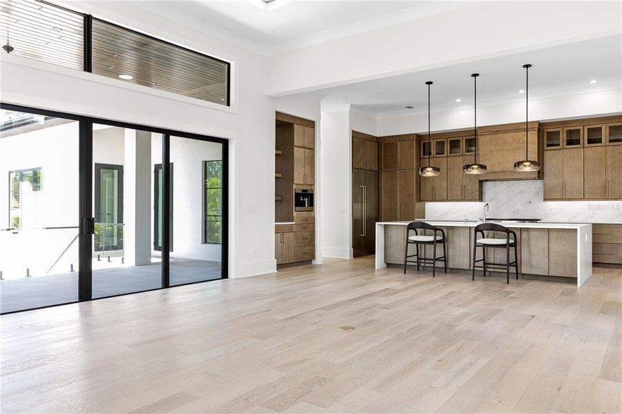 Spacious, unfurnished interior of a new home in , St. Petersburg (Image 21).