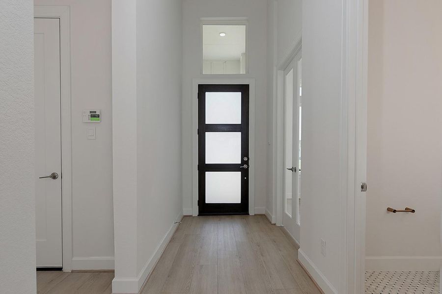 Spacious, unfurnished interior of a new home in Lake Breeze, Willis (Image 24). Spacious, unfurnished interior of a new home in Lake Breeze, Willis (Image 24).