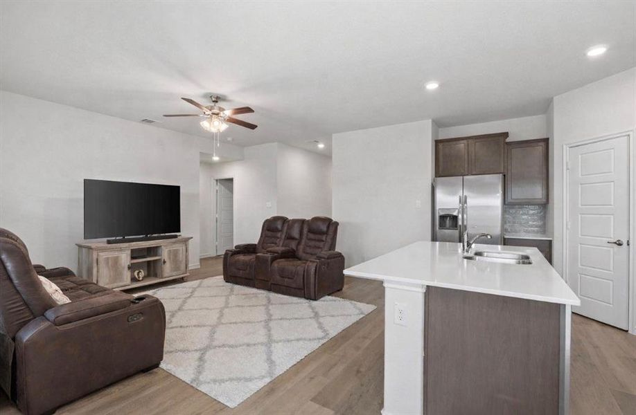 Furnished interior view inside a new home in , Lavon (Image 13).