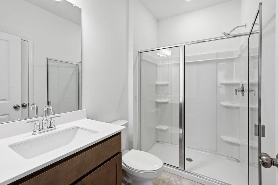 Furnished interior view inside a new home in Oakmead, Buford (Image 12).