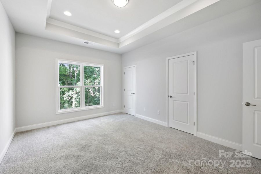 Spacious, unfurnished interior of a new home in , Huntersville (Image 11).