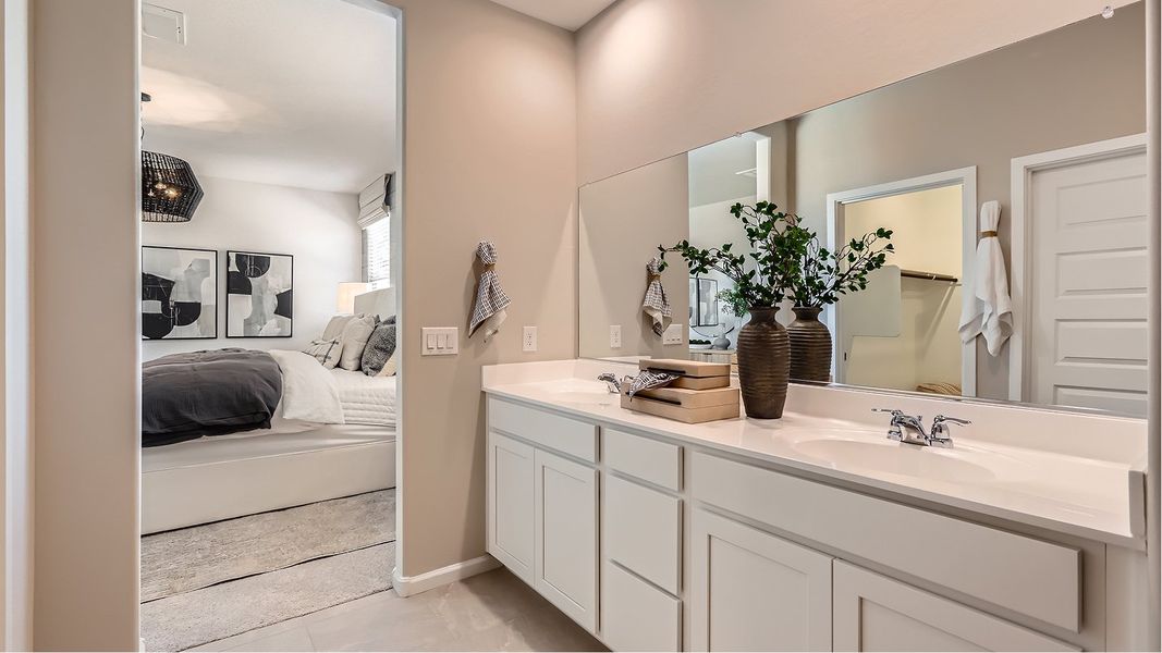 3560 Coronado Owners Bath 2of2 F1 Base6 3560 Coronado Owners Bath 2of2 F1 Base6