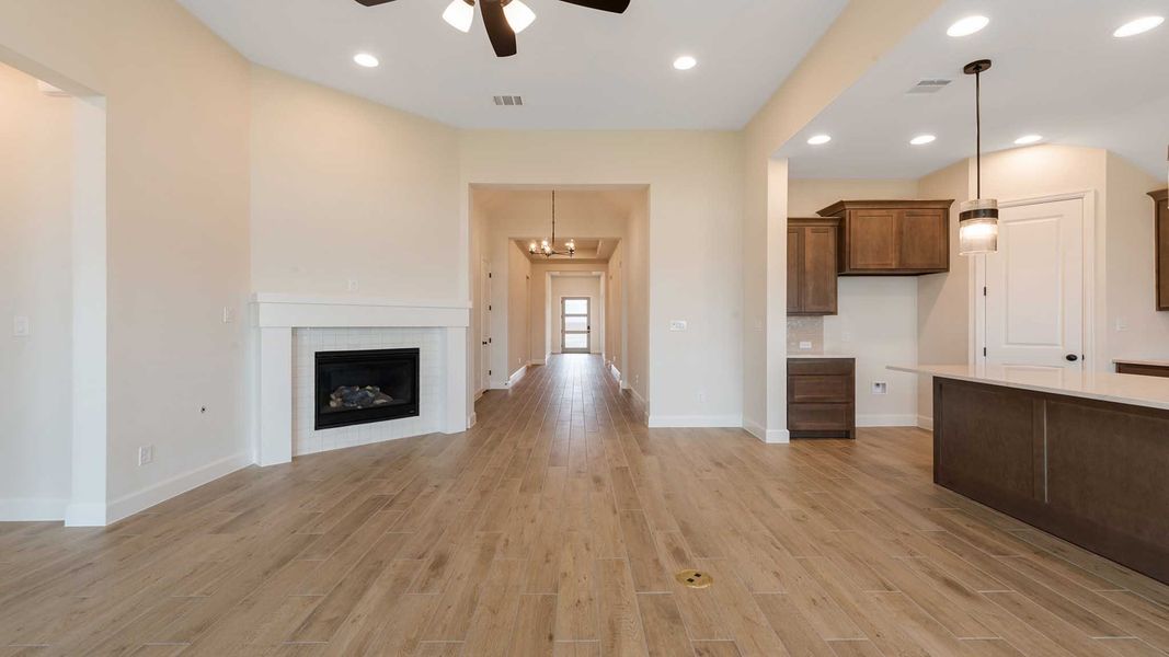 Spacious, unfurnished interior of a new home in Meraki, Forney (Image 23).