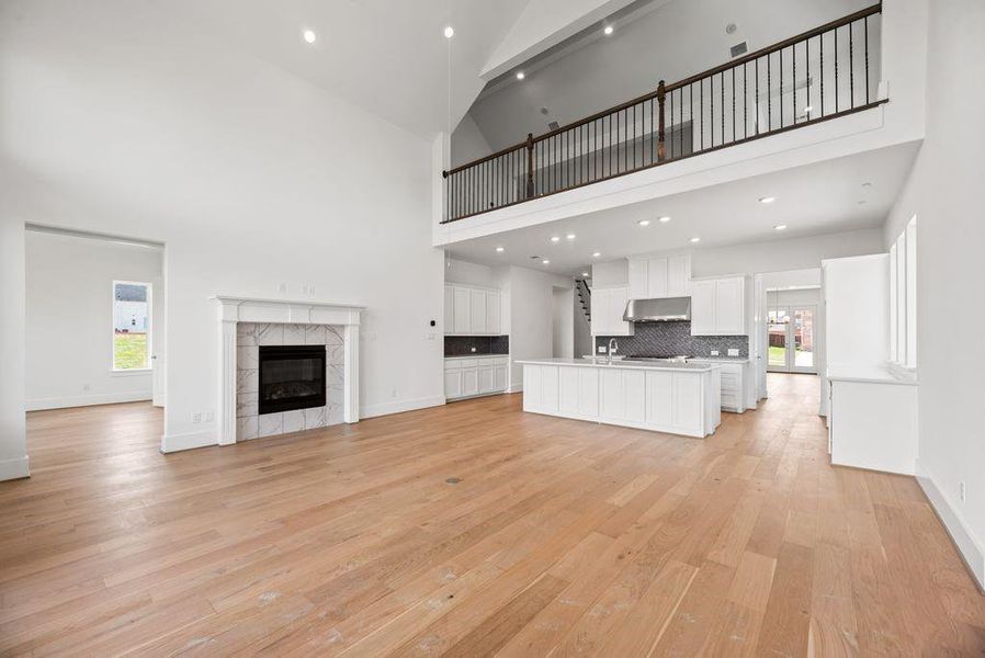 Furnished interior view inside a new home in Silverleaf Estates in Frisco, Frisco (Image 14).