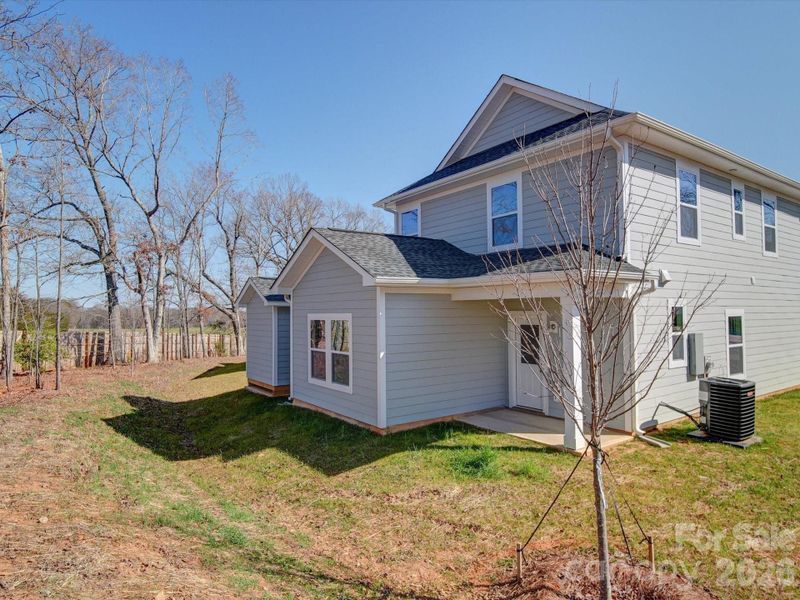 Exterior details and patio area of a home in , Gastonia (Image 28).