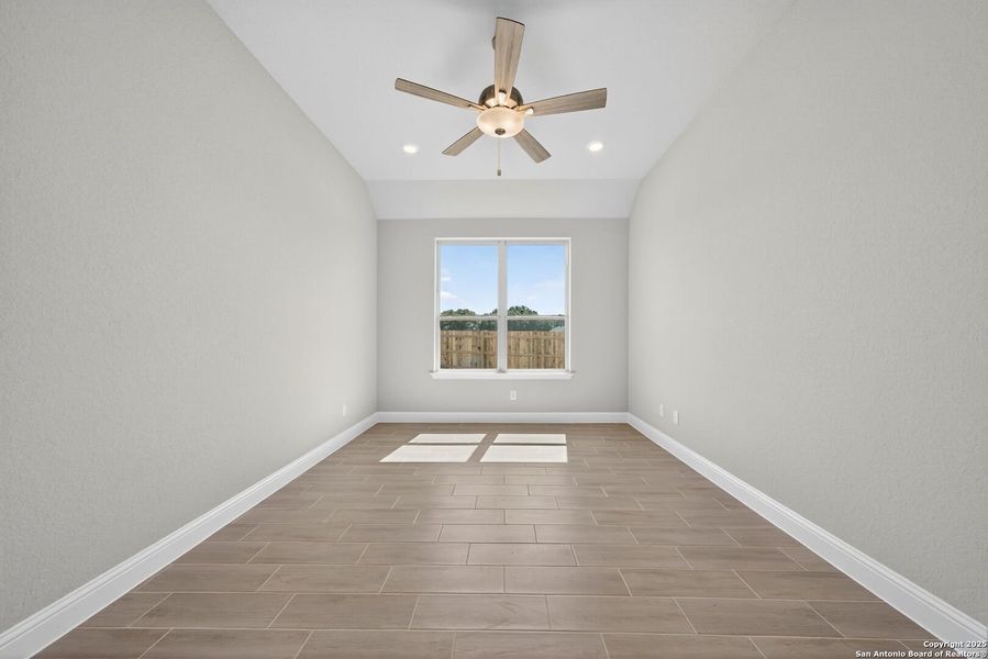 Spacious, unfurnished interior of a new home in , Castroville (Image 31).