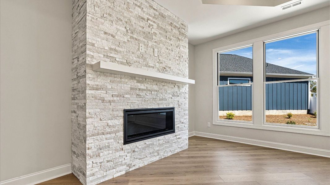 Spacious, unfurnished interior of a new home in The Courtyards on Robinson Church, Harrisburg (Image 15).