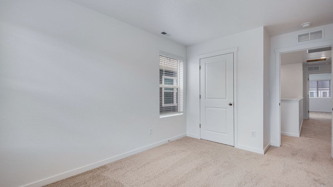 Spacious, unfurnished interior of a new home in Settlers Crossing, Commerce City (Image 15). Spacious, unfurnished interior of a new home in Settlers Crossing, Commerce City (Image 15).