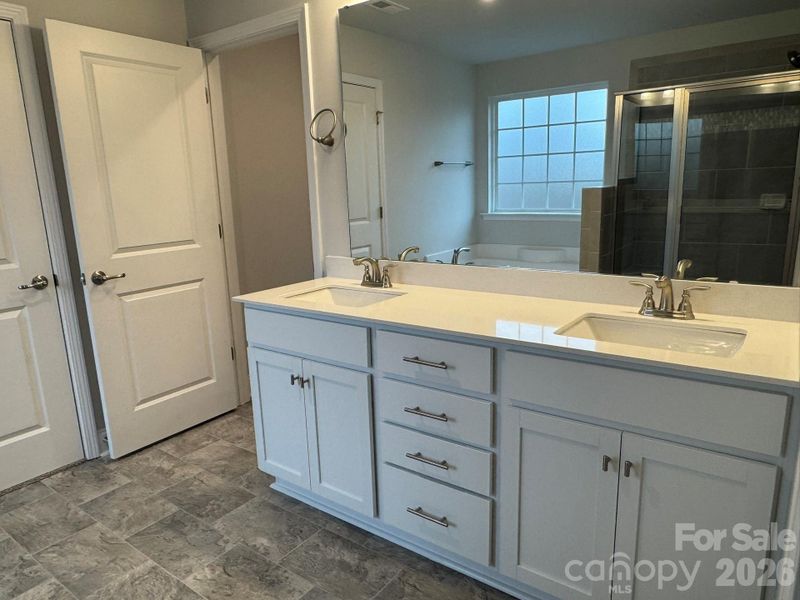 Furnished interior view inside a new home in Northlake, Statesville (Image 9).