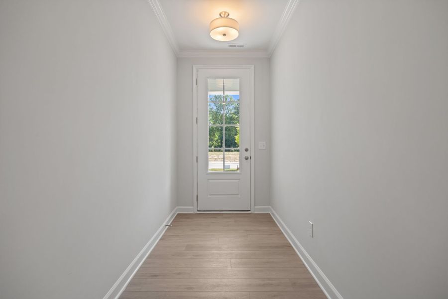 Representative unfurnished interior of a home built from the The Ashport B by Davidson Homes LLC in Saddle Creek Ranch, Cibolo (Image 15).