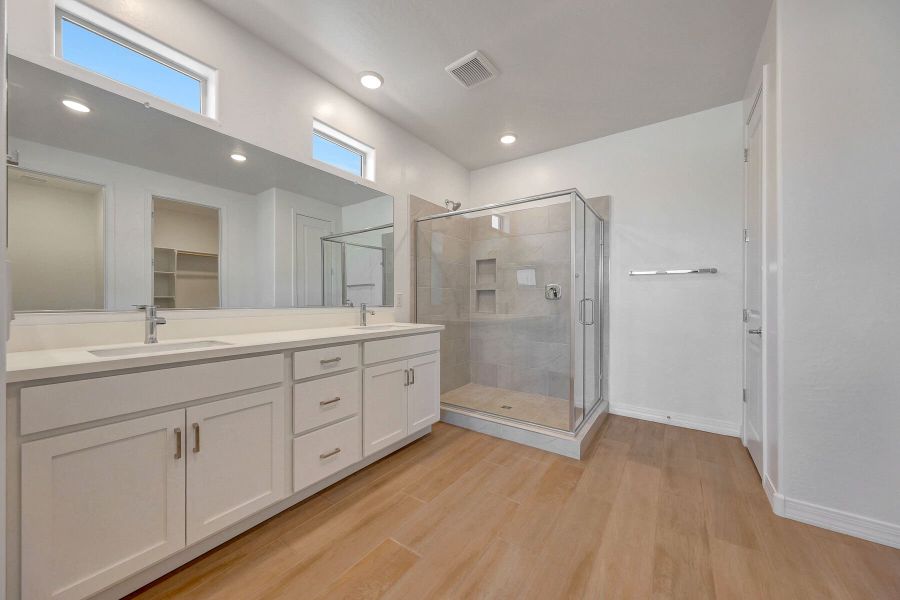 Furnished interior view inside a new home in Tierra Vistoso, Surprise (Image 7).