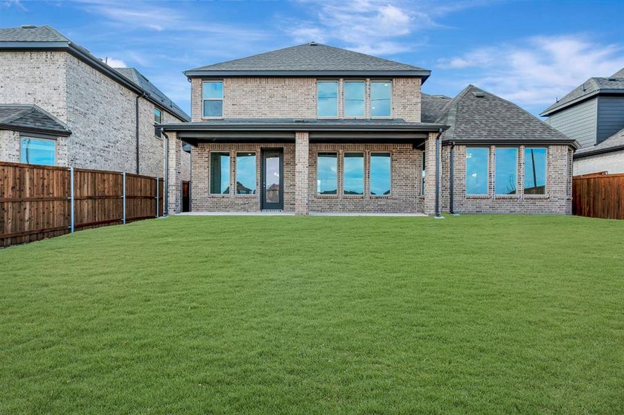 Exterior details and patio area of a home in Lilyana, Celina (Image 3).