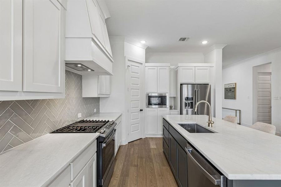 Furnished interior view inside a new home in , Aledo (Image 13).