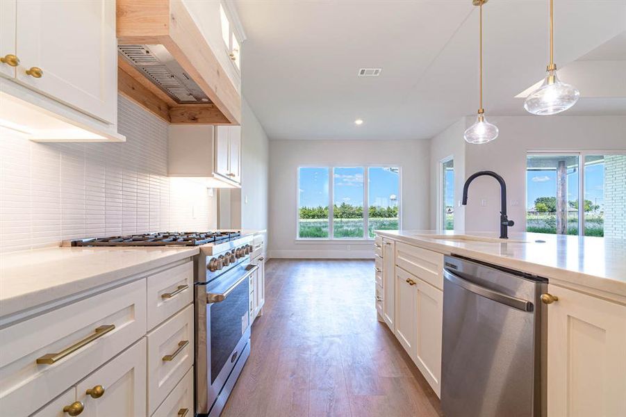 Furnished interior view inside a new home in , Caddo Mills (Image 7). Furnished interior view inside a new home in , Caddo Mills (Image 7).