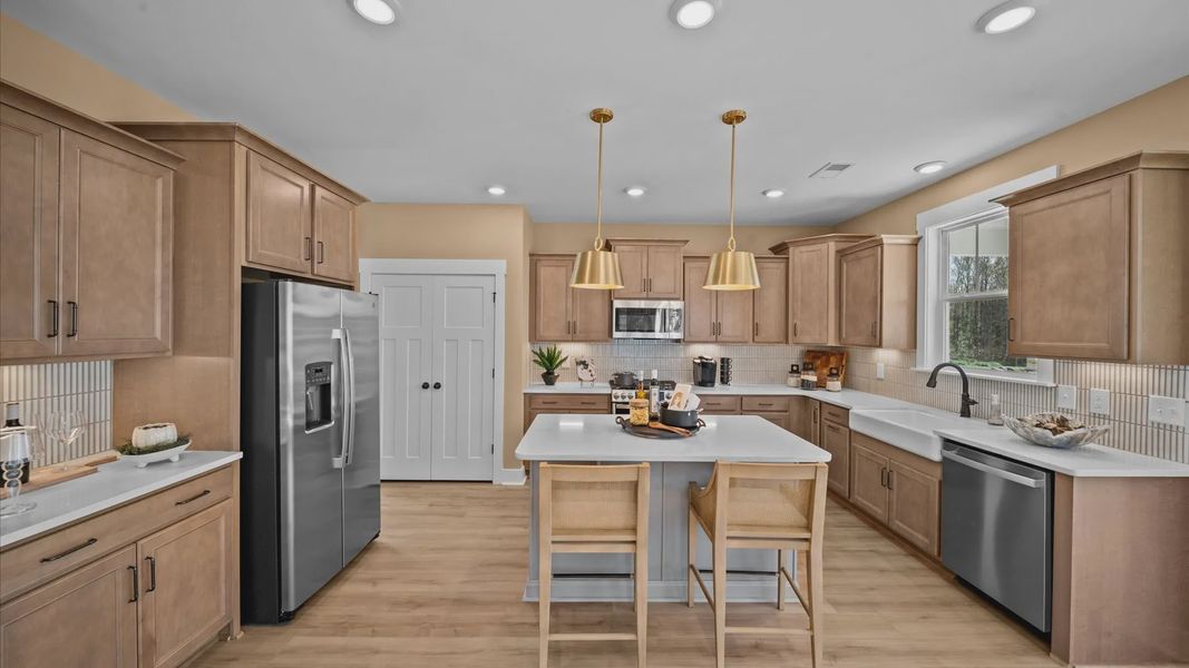Furnished interior view inside a new home in Fox Hollow, Spartanburg (Image 3).