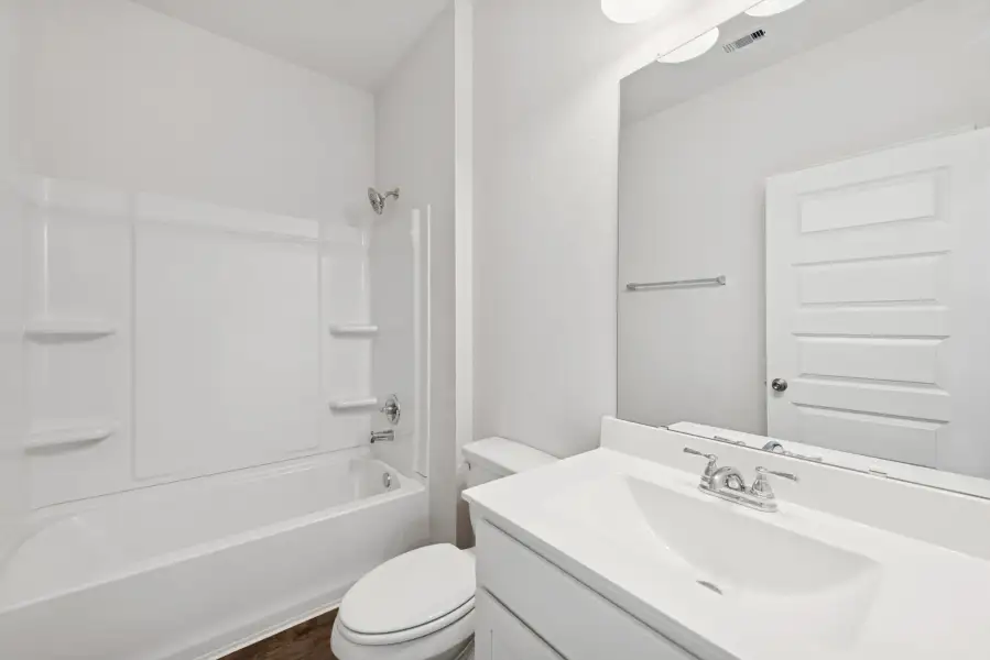 Furnished interior view inside a new home in Sierra Vista, Rosharon (Image 11).