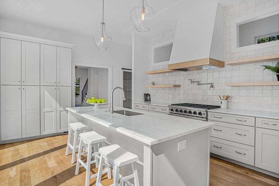 Furnished interior view inside a new home in Laurel Brooke, Peachtree City (Image 33). Furnished interior view inside a new home in Laurel Brooke, Peachtree City (Image 33).