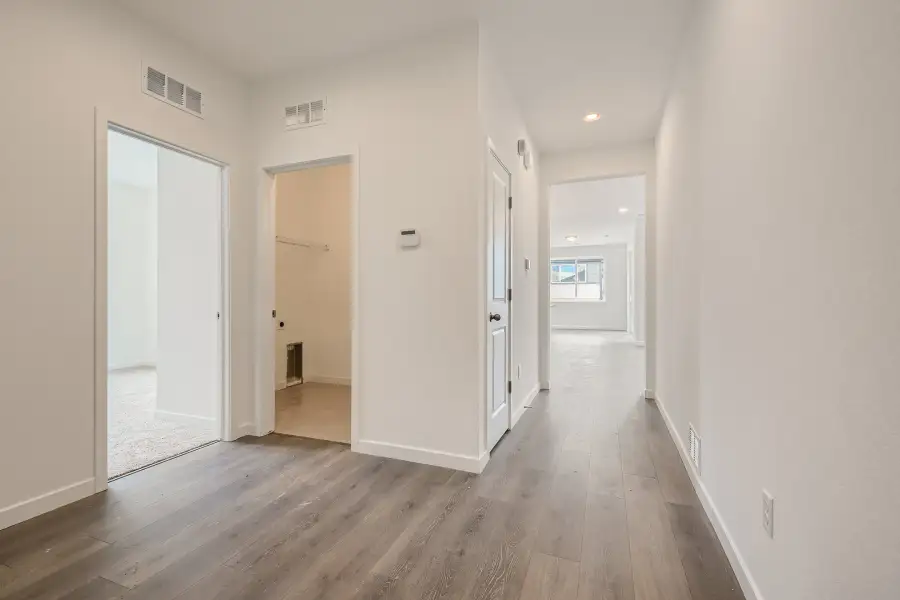 4br New Home in Parker, CO.  - Slide 27