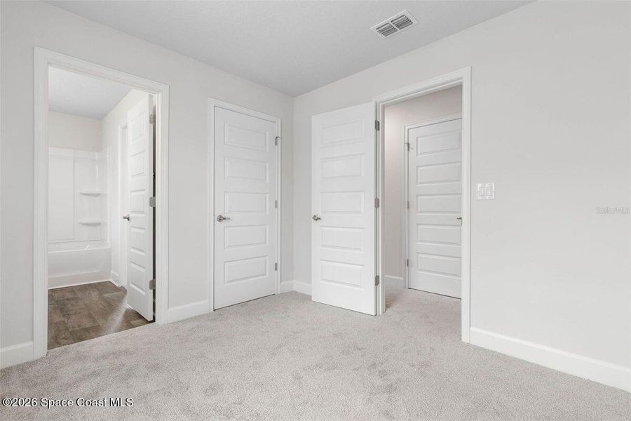 Spacious, unfurnished interior of a new home in Palm Bay, Palm Bay (Image 16).