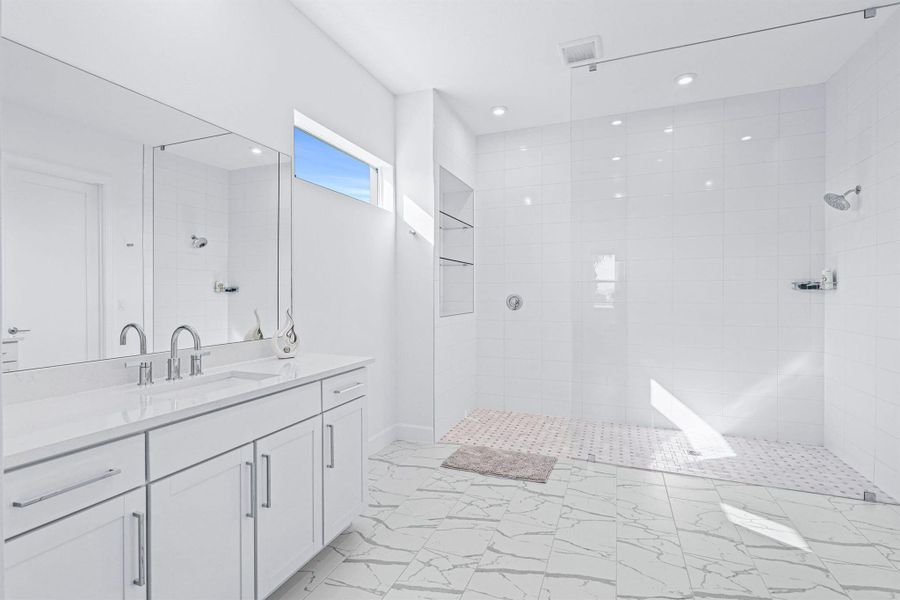 Furnished interior view inside a new home in , Port St. Lucie (Image 5).