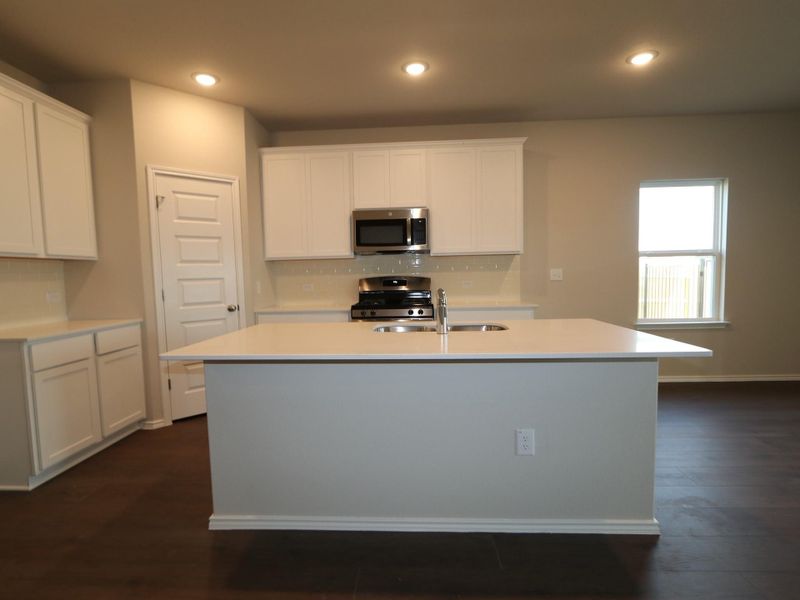 Furnished interior view inside a new home in Cascades at Onion Creek, Austin (Image 7). Furnished interior view inside a new home in Cascades at Onion Creek, Austin (Image 7).