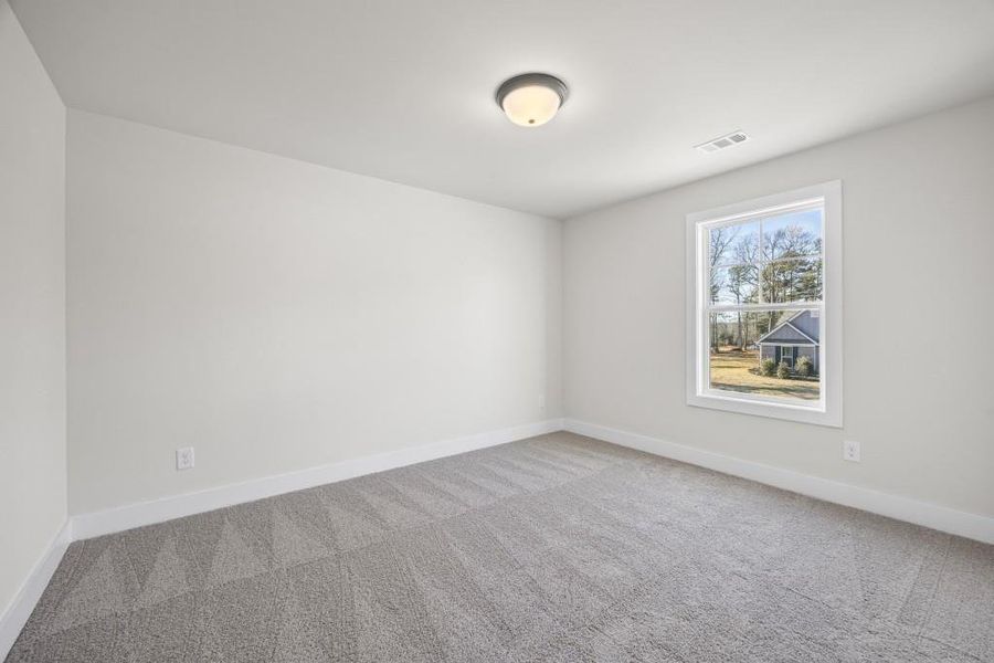 Spacious, unfurnished interior of a new home in , Hartwell (Image 36).