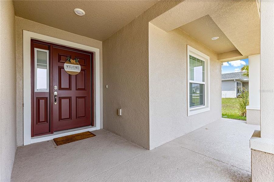 Exterior details and patio area of a home in , Ocala (Image 3). Exterior details and patio area of a home in , Ocala (Image 3).