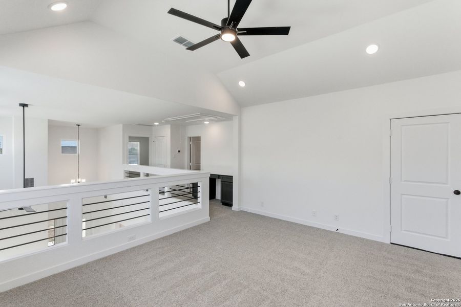 Spacious, unfurnished interior of a new home in The Crossvine – Garden Homes, Schertz (Image 36). Spacious, unfurnished interior of a new home in The Crossvine – Garden Homes, Schertz (Image 36).