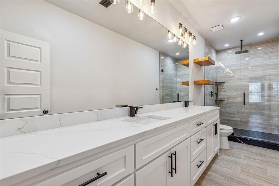 Furnished interior view inside a new home in , Dallas (Image 8). Furnished interior view inside a new home in , Dallas (Image 8).