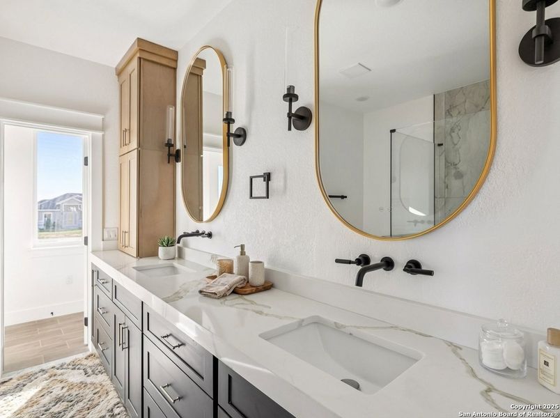 Furnished interior view inside a new home in , Floresville (Image 19).