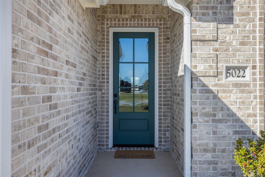 Exterior details and patio area of a home in , Bryan (Image 4).