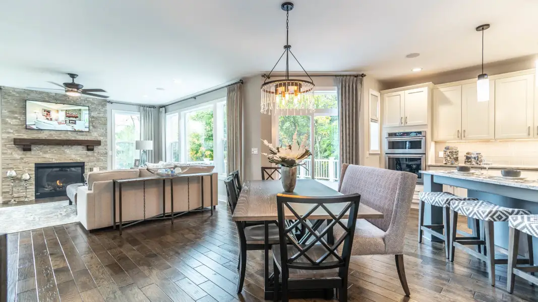 Representative furnished interior of a home built from the The Yorkshire by Norfolk Homes in Offsite Builds Southern Michigan, Ann Arbor (Image 9).