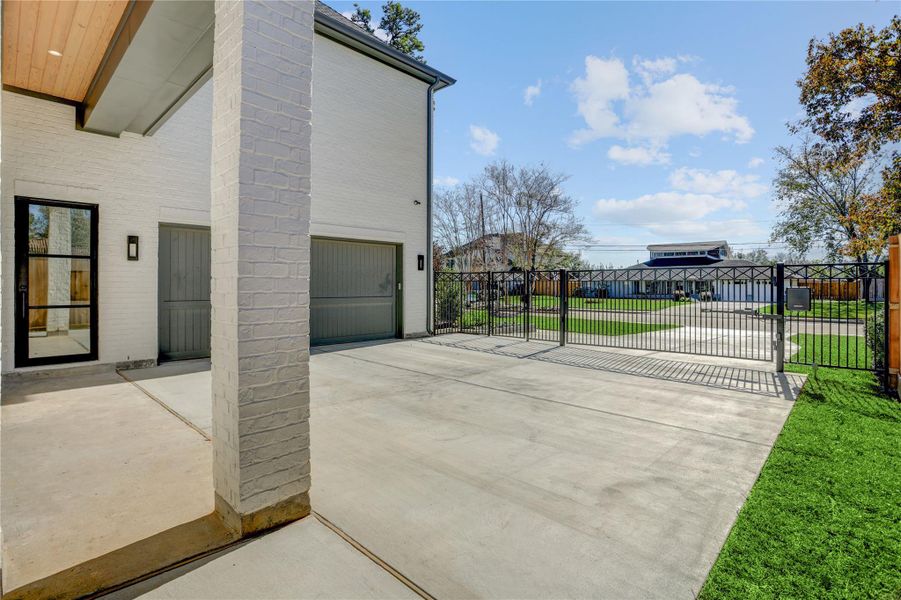 Exterior details and patio area of a home in , Houston (Image 27).