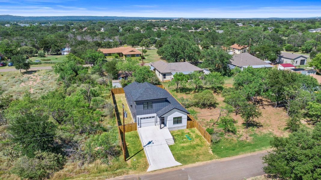 Image 33 of a home in .