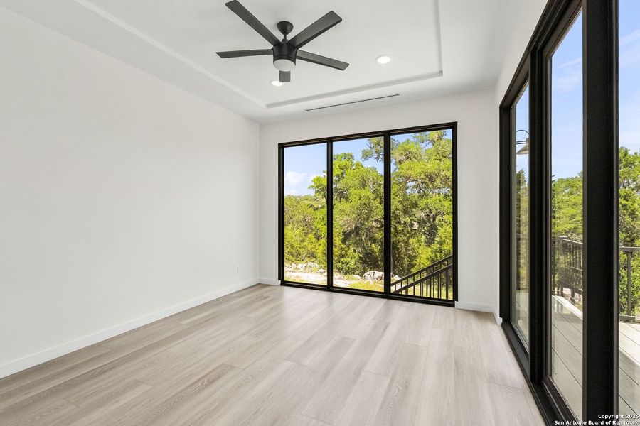 Spacious, unfurnished interior of a new home in , Spring Branch (Image 18).
