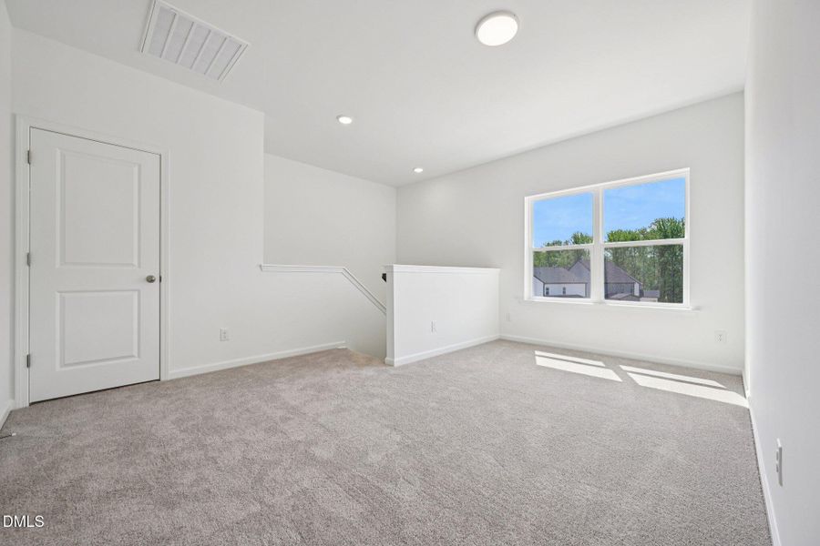 34-web-or-mls-Ken Dr-S1704-034